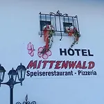 Pizzeria Mittenwald 3*