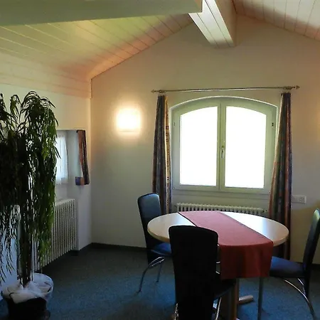 מלון Pizzeria Mittenwald
