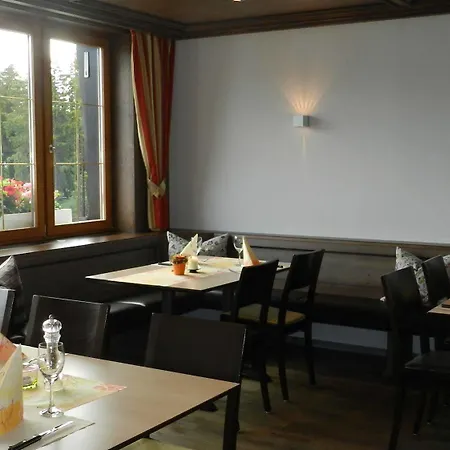 Pizzeria Mittenwald 3*